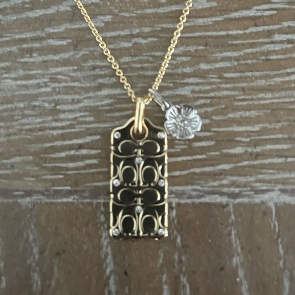 Gold Coach Pendant Necklace - Picture 2 of 3